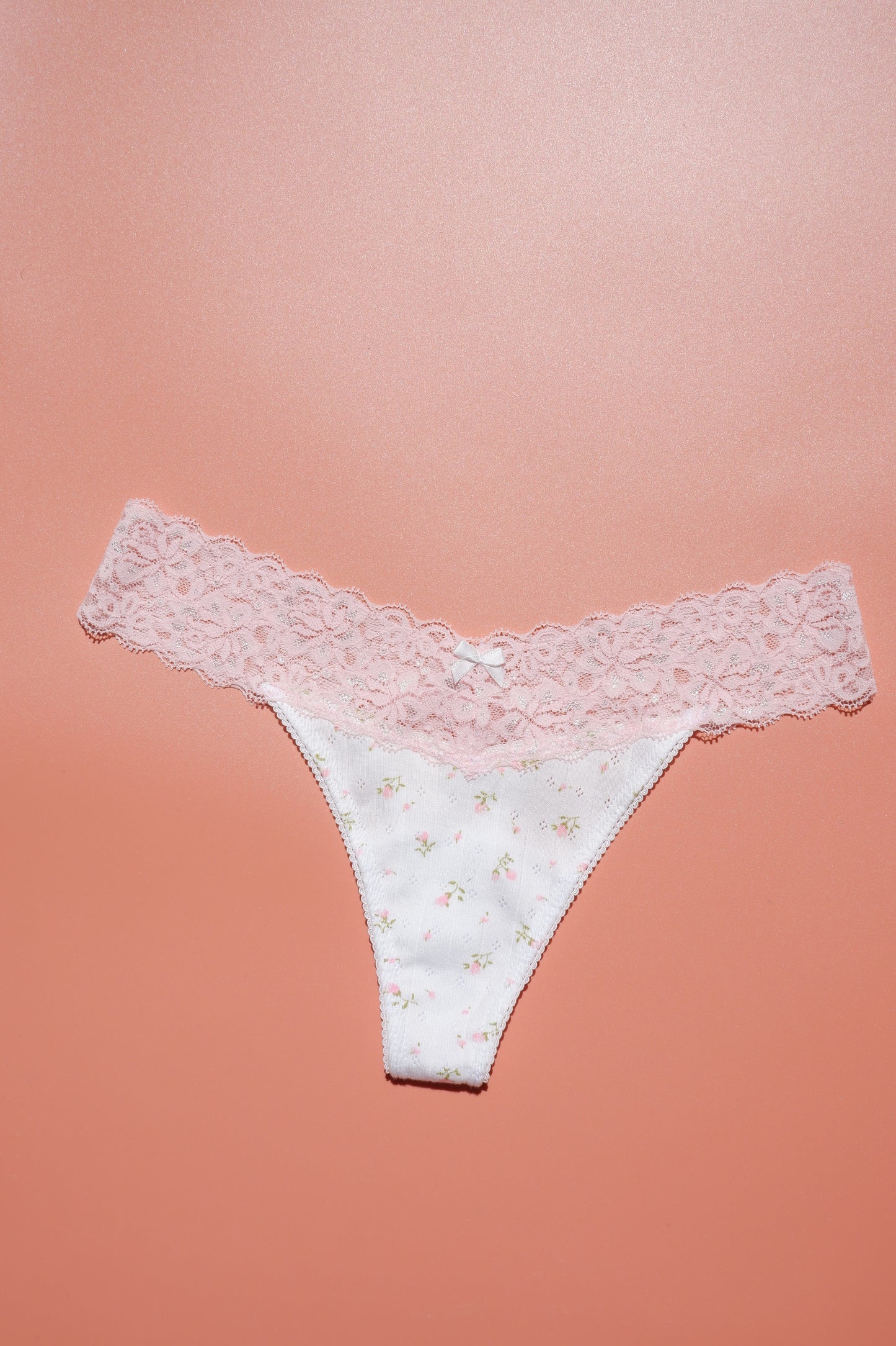 Pink Floral // Tam Thong