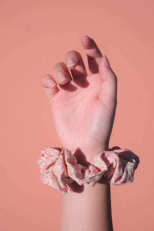 Scrunchie - Blush Fields