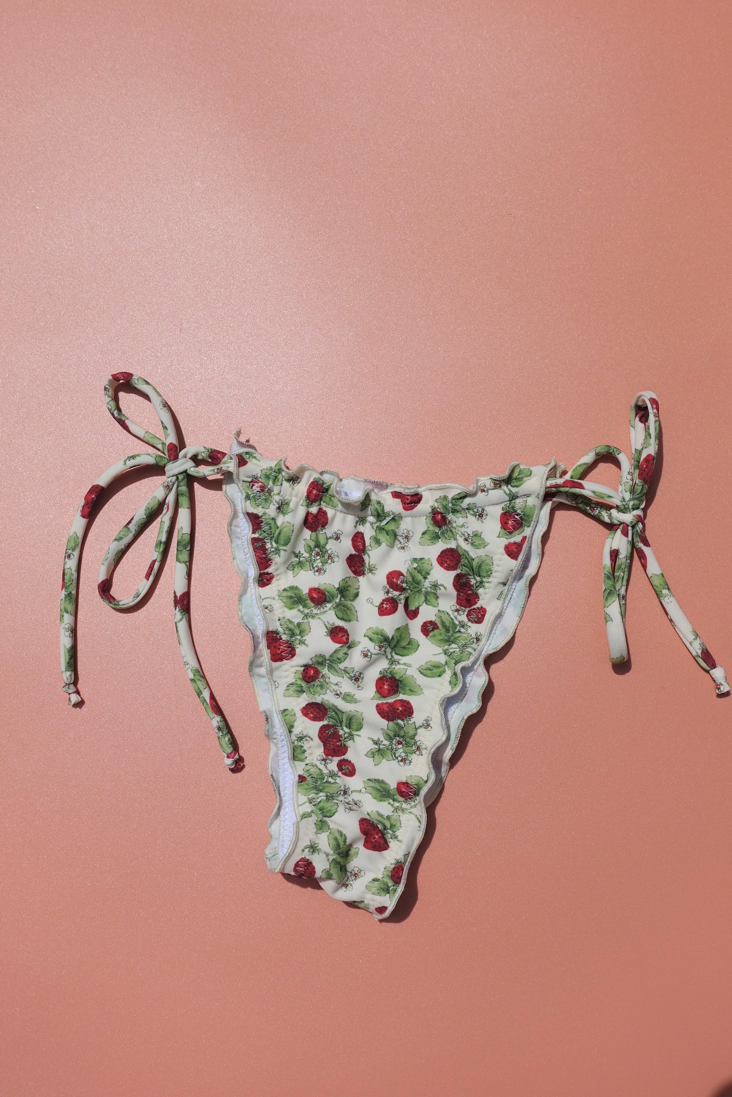 Vintage Strawberry // Izzy Cheeky Bikini Bottoms